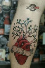 #tradicionaltattoo #tradicional #tattooart #homenagem #hearttattoo #coracaotattoo #RJink 