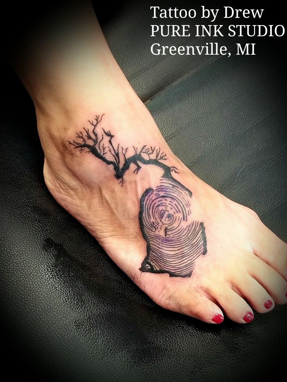 43 Spectacular State of Michigan Tattoos  TattooBlend  Michigan tattoos  M tattoos Tattoos