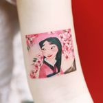 Mulan by SION (@tattooistsion) #flowertattoo #floraltattoo #Korea #KoreanArtist #tattooistsion #colortattoo #flower #flowers #oriental #cherryblossomtattoo #disney #mulan 