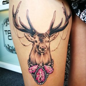 Deer with bling