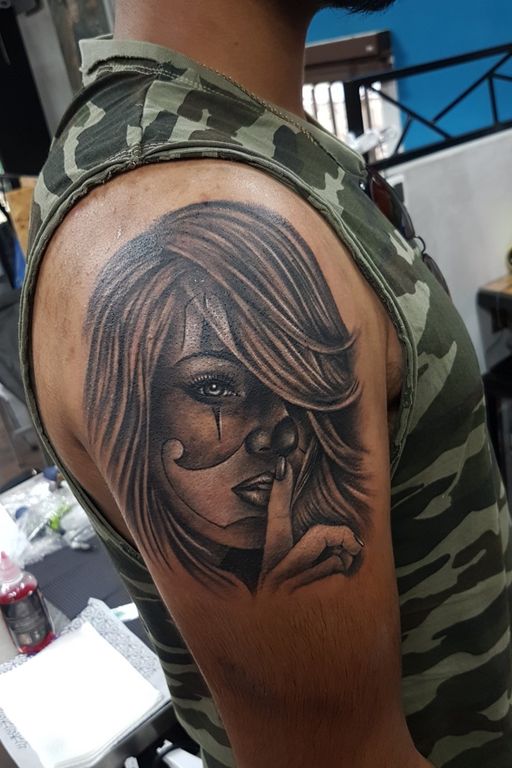 Flash tattoo