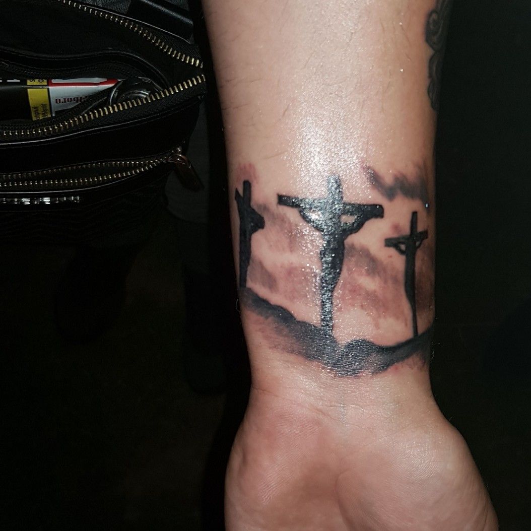 Update more than 68 triple cross tattoo - in.cdgdbentre