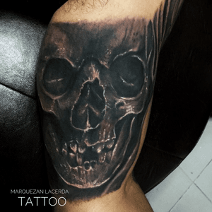 Skull  tattoo black and grey by Marquezan Lacerda from brazil 