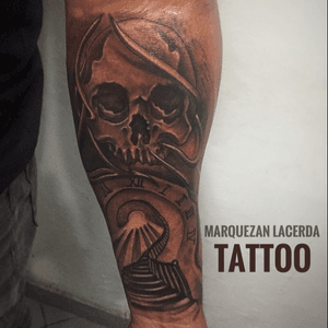 Skull tattoo black and grey