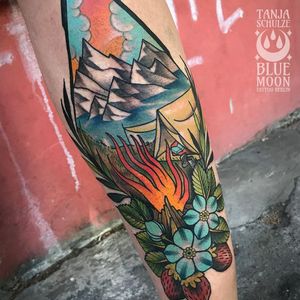 Tattoo by Tanja Schulze #TanjaSchulze #campingtattoos #camping #mountains #forest #trees #tent #camping #travel #color #traditional #nature #landscape #fire #campingfire #flowers #strawberry #fruit