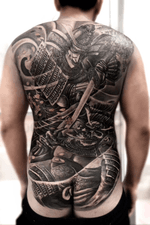 Back piece-Charming Samurai done by Hailin Fu @hailin_fu_tattoo #tattoo #backtattoo #chineseartist #hailintattooshop #skinandink #losangelestattoo #japanesesamurai #backtattoo #skindeep #blackandgreytattoo #warriortattoo #evil #chinesetattooartist #swordtattoo #justice #superhero #japanesetattoo