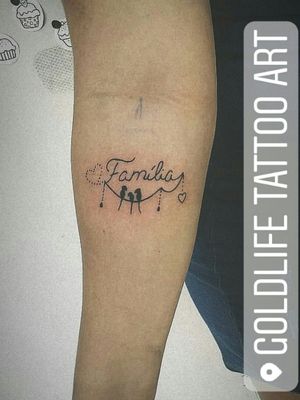 Família ❤ #tattooart #familia #homenagemtattoo #tattootraçosketch #finotattoo 