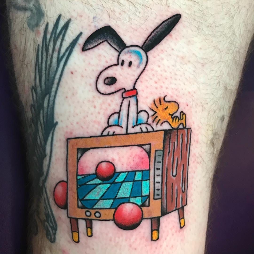 Lonner Tattoo  Hxc Snoopy for elchicodeorotattoo gracias tron   Facebook