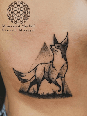 Dotwork Fox designed and tattooed by Mister Mostyn — #dotwork #fox #blackwork #tattooart #graphic #mistermostyn