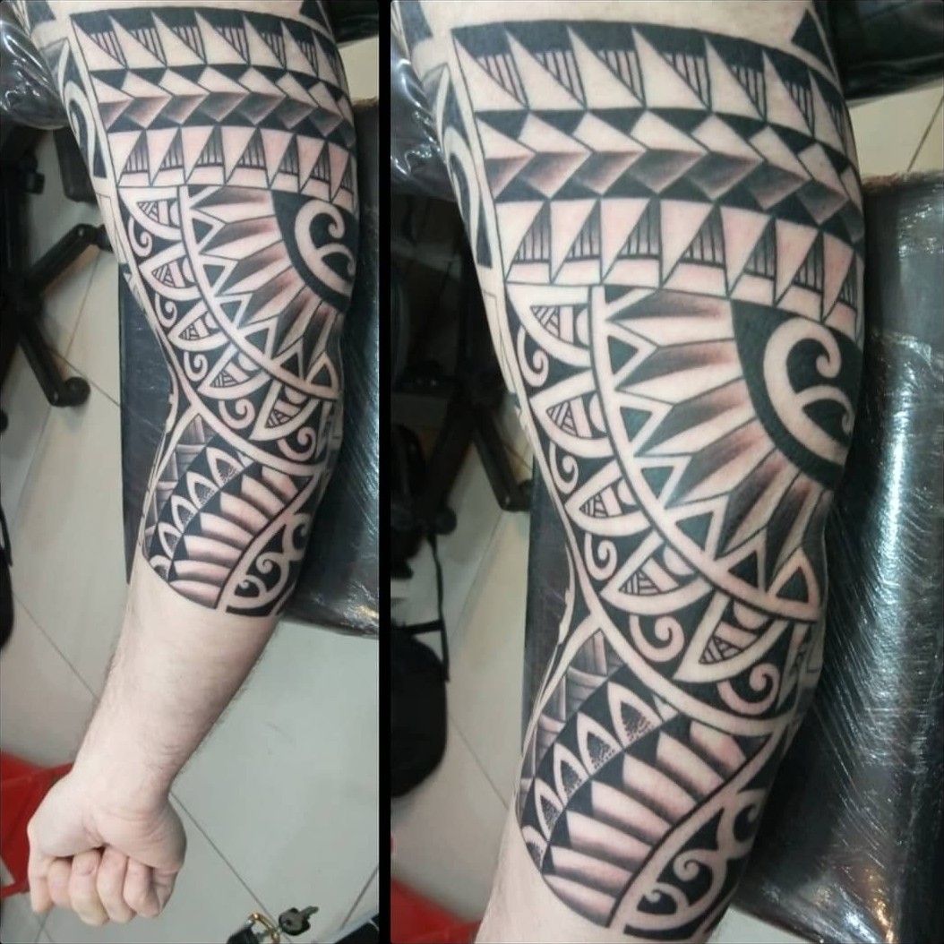 Tattoo of Honu Aumakua tattoo  custom tattoo designs on TattooTribescom