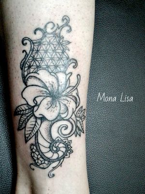 Tattoo by mona lisa tattoo