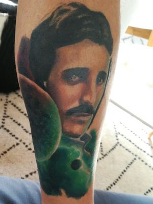 (still healing) Nikola Tesla and som of the univers. Working progres (hole leg) 1. Session by David Troest