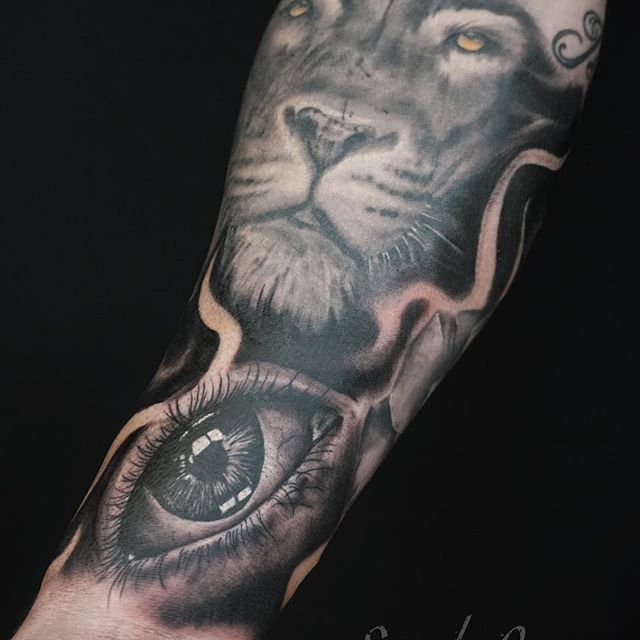 Lion Eye Realism Tattoo • Tattoodo