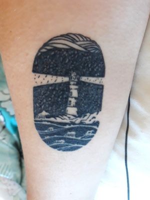 Got this because it reminded me on the intro of BioShock Infinite, but in a more traditional and minimalistic. I really love the rain detail and the waves.