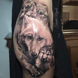 Tattoo by Teneile Napoli #TeneileNapoli #GarageInkManor #Australia #blackandgrey #realism #realistic #wolf #cubs #pups #dog #animal #nature #babyanimal #cute #family