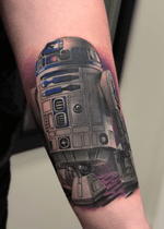 Color Realistic R2D2 from Star Wars
