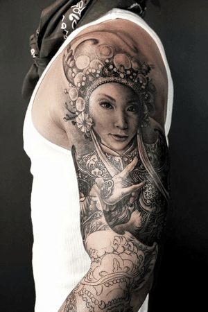 3/4 sleeve done by Hailin Fu.  #traditional 