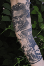 Sleeve 3/4 . Based on “Death Proof” . Inner part . Healed #sleeve#tarantino#deathproof#KurtRussell#blackandgrey#portrait 