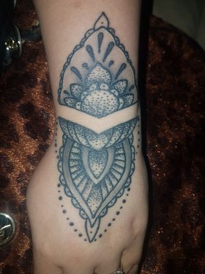 My first tattoo. #dotwork #henna #handtattoo #shading #mehnditattoo #MehndiDesign 