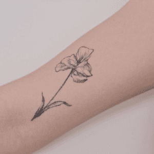 Healed iris tattoo #handpoke #healed 