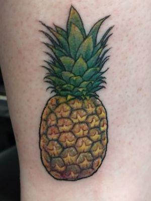 Find Richard Hart on FB. This was a clients first tattoo. #pineapple #pineappletattoo #fruit #fruittattoo #colortattoo #color #firstattoo #pineapplepen