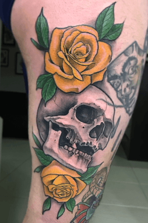Skull and roses!