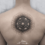 Geometric tattoo done by Hossam @hysteria.ink you can zoom in for details ❤️ #geometrictattoo #hossam_hysteria #amsterdam #amsterdamtattoo #amsterdamtattooshop #arabtattooers #hysteriatattoo #hossamhysteria #hysteriatattoostudio #hysteriatattooamsterdam