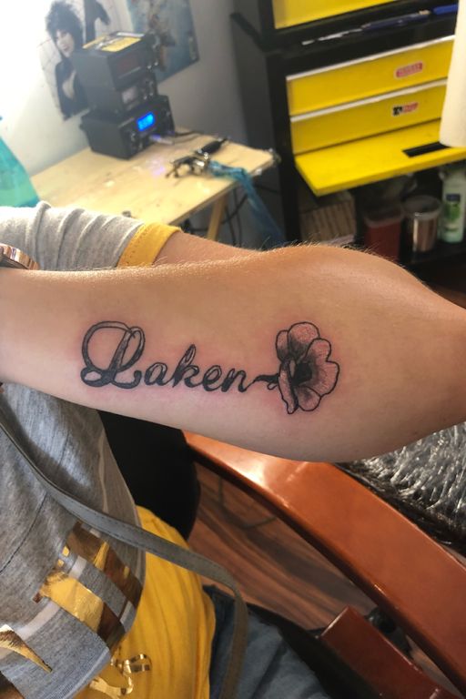 Flash tattoo