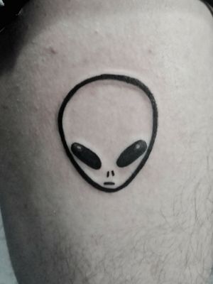 Intergalactical friend 👍 #blacktattoo #tattooart #tattooapprentice #tat #alientattoo #alien #ink #tatted 