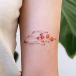Tattoo by Siyeon #Siyeon #foodtattoos #food #bag #fruit #peaches #realism #watercolor #cute #small