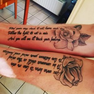 My first tattoo's for my mom🌷 #text #music #roses 