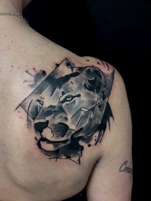 Alessandra Gaibotti X info 3477804765 ac_redhouse@yahoo.it #liontattoo #tattooart #tattooartist #blackandgrey #livorno #inked #tattoocommunity #BestArtists #besttattoos 