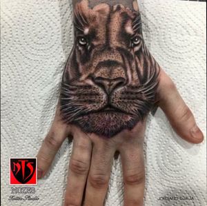 Tattoo by Mozes Tattoo