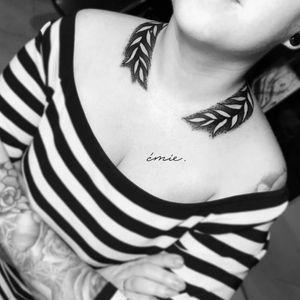 🌿 #tattoo #tattoogirl #tatts #blackwork #tatuaż #inkedup #inktober  #tatuaje #tattoowork #tatts #inspiration #tattooidea #tattooartist #tattoodesign #blackworksubmission #inkedgirl #intruzink #cmie @kwadron @worldfamousink #legendaryink @loveinkpl #instatattoo #torun #tattootorun #twigs 