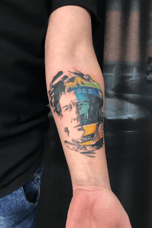 Senna... 
