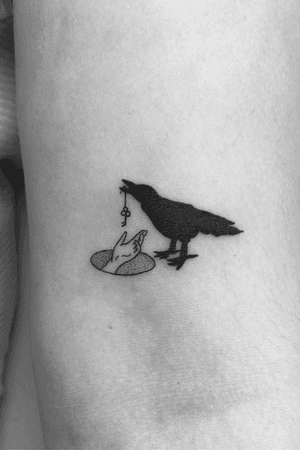 🖤 #raven #raventattoo #customdesign #customtattoo #tattoo #tattoodesign #tattooideas #tattooart #tattooartist #tattoo #ink #inked  #drawing #lineart #linetattoo #blackwork #blackworktattoo