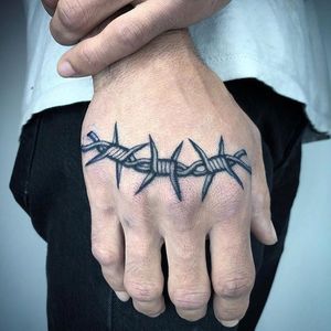Tattoo by Luxiano #Luxiano #barbedwire #blackwork #linework #metal #wire #oldschool #bold