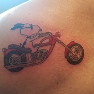 Snoopy in action #tat #tattoodesign #tattooenergy #tatlife #tattooartistmagazine #tattootherapy #tattooflash #tattoo_art_worldwide #tattoodesign #tattooaddiction 