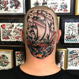 Tatuaje de Matt Andersson #MattAndersson #traditional #traditional tattoo #color #oldchool #AmericanTraditional #nautical #shop #ocean #chain #stars #sun #clouds #birds #boat #sailing #waves