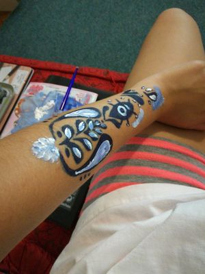 My first tattoo. When I was 10 the pasion for tattoos started to grow(^^)