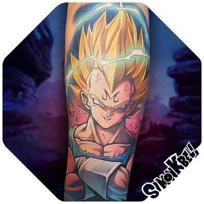 3 sessions total on this Vegeta tattoo from Dbz ✌🏿