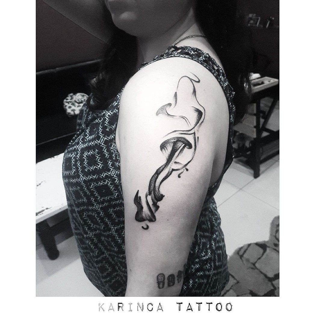 Tattoo uploaded by Bahadır Cem Börekcioğlu • 🍃 Instagram: @karincatattoo  #karincatattoo #flower #botanical #tattoo #tattoos #tattoodesign  #tattooartist #tattooer #tattoostudio #tattoolove #ink #tattooed #girl  #woman #tattedup #inked #istanbul #dövme