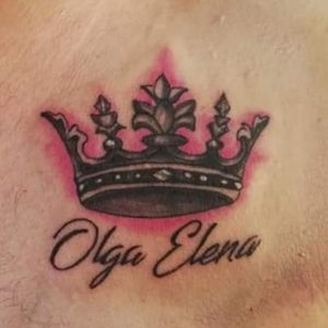 #Corona #letter #Queen #Colors #colortattoo #pink 