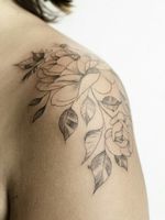 Floral tattoo - Shoulder 