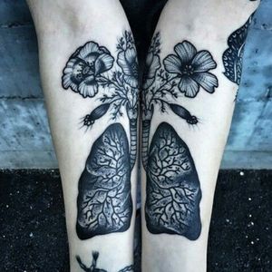 #flowers #lungs #armtattoo 