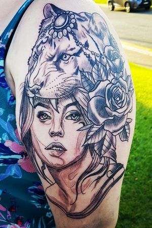 Black and grey neotrad girl from the other day #inked #inkstagram #amazingink #instatattoo #armtattoo #tattooartist #tattooed #sleevetattoo #tattedup #tatted #inkedup #tattoos #tattoist #tat #tattooart #inkedgirls #ink #inkedlife #tattoolife #inkwell #tattoo #inklife #inkaddict #fkirons #eternalink #tattoopen #tattoomafia #neotraditional #tigertattoo #rose