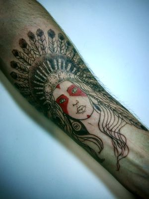 Native american girl #shtoportattoo #dnipro #nativeamericantattoo #tattooapprentice #tatted #ukraine #womantattoo #armtatoo #dnepr