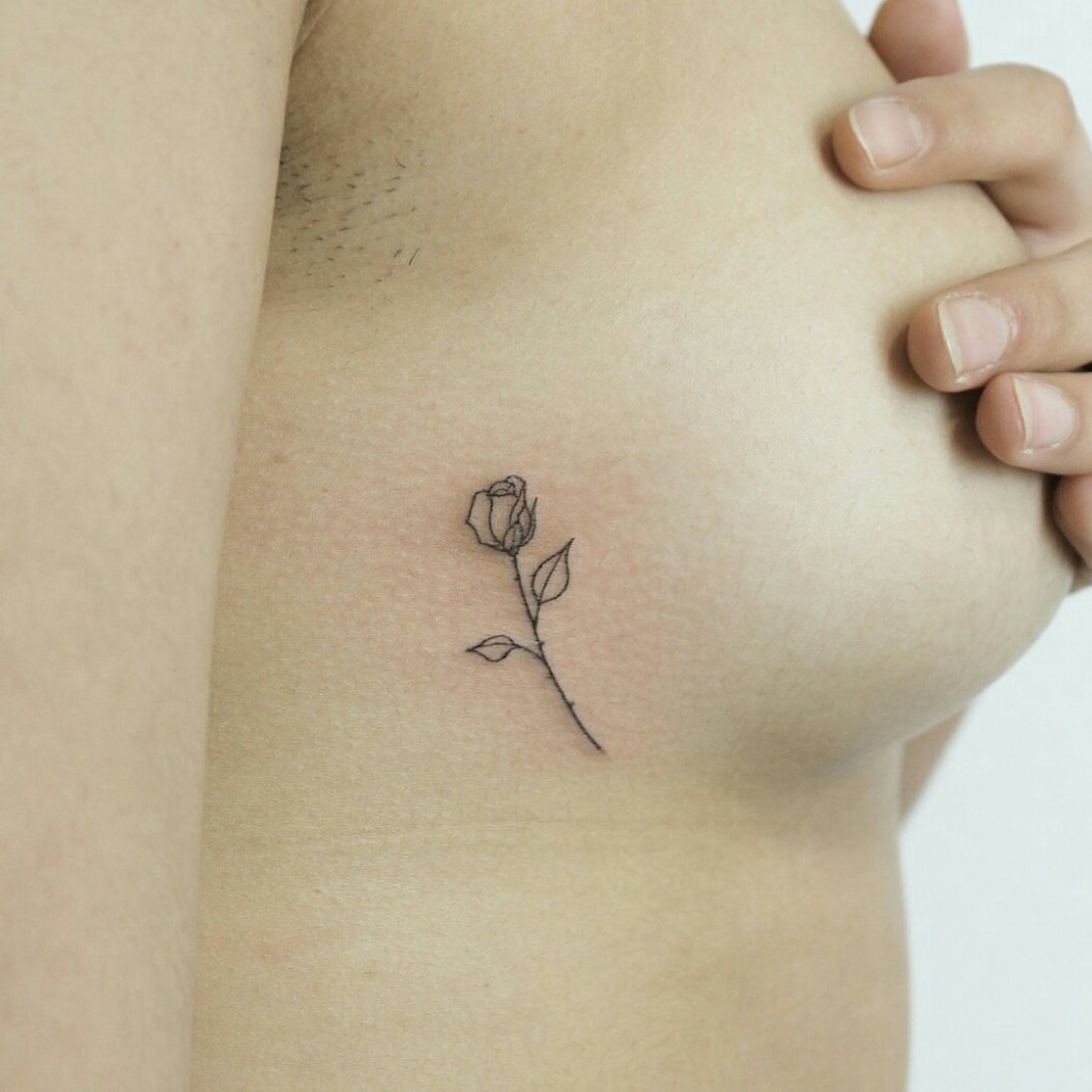 27 Feminine Side Boob Flower Tattoos  Tattoo Glee