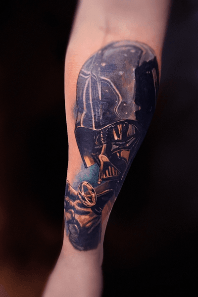 #starwarstattoo #lotrtattoo #workinprogress #darthvadertattoo #tattooartists #colourtattoos #tattoo #tattoos #ink #tatts #inked #tattooart #travel #blackngraytattoo #tattooist ##blackworkers #art #realistictattoo #worldwide #kwadron #dark