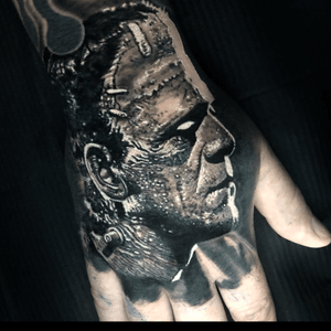 Frankensteins monster #BorisKarloff #tattoo #tattoos #tattooartist #BishopRotary #BishopBrigade #BlackandGreytattoo #QuantumInk #ImmortalAlliance #SullenClothing #SullenArtCollective #Sullen #SullenFamily #TogetherWeRise #ArronRaw #RawTattoo #TattooLand #InkedMag #Inksav#BlackandGraytattoo #tattoodoapp #tattoodo 